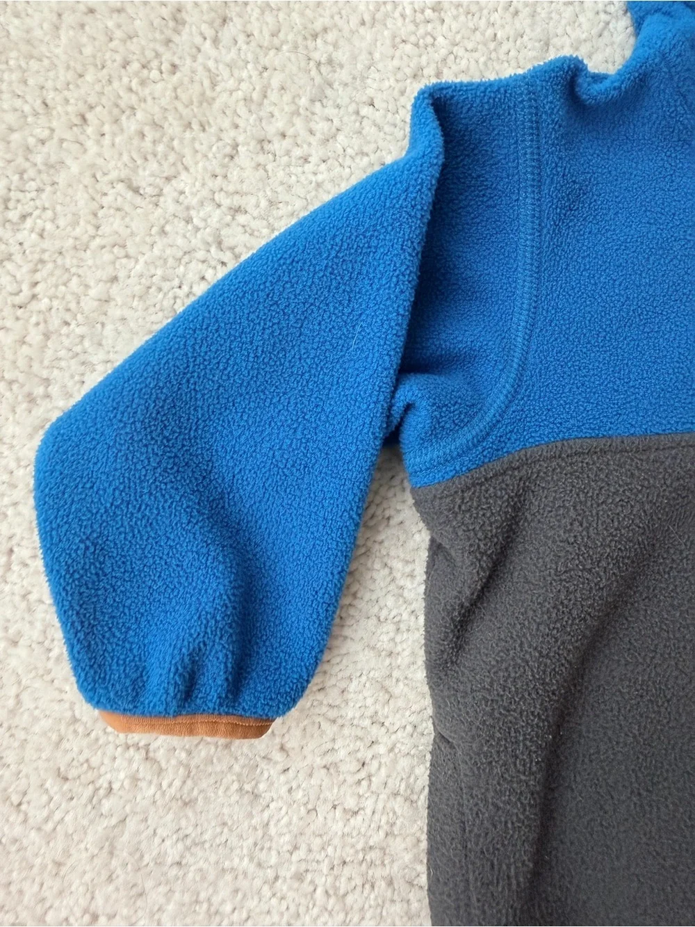 Patagonia Kids Blue, Gray & Tan Hooded Fleece Jacket